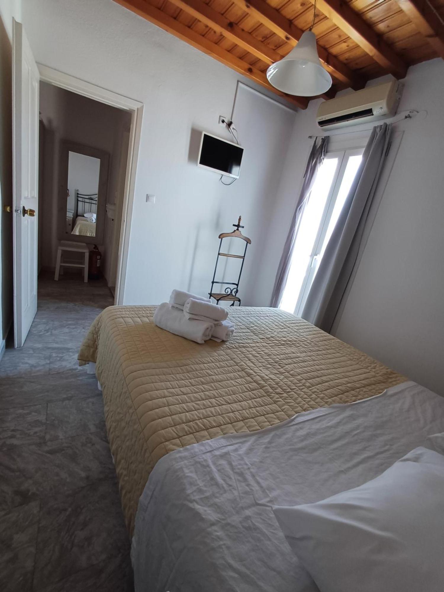 Manos Mykonos Town